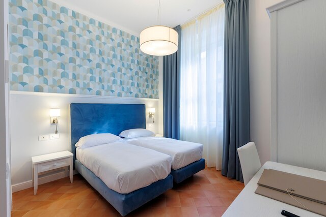 ダマルフィ ホスピタリティ