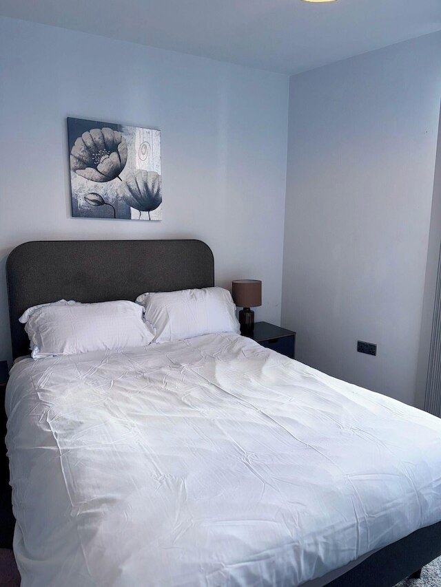 シティ センター - 2ベッド ハイ ライズ アパートメント - スリープス 4