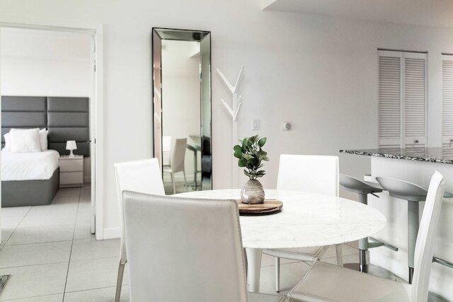 ラ セントラル チャーミング シティプレイス プライム セントラル ドラル