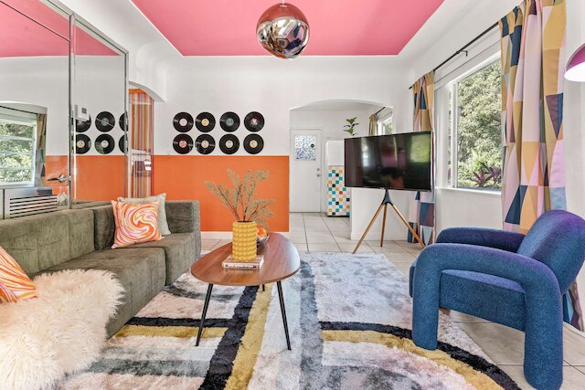 レトロ リワインド スタイリッシュ ニア デザイン ディストリクト マイアミ