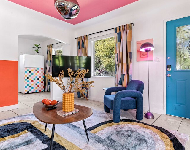 レトロ リワインド スタイリッシュ ニア デザイン ディストリクト マイアミ