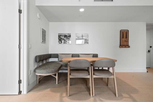 ベイサイド ブリーズ ダウンタウン ラグジュアリー タワー プール ジム