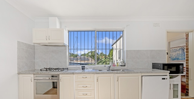 コージーグル | アッシュフィールド | コージー 4 ベッドルーム ハウス