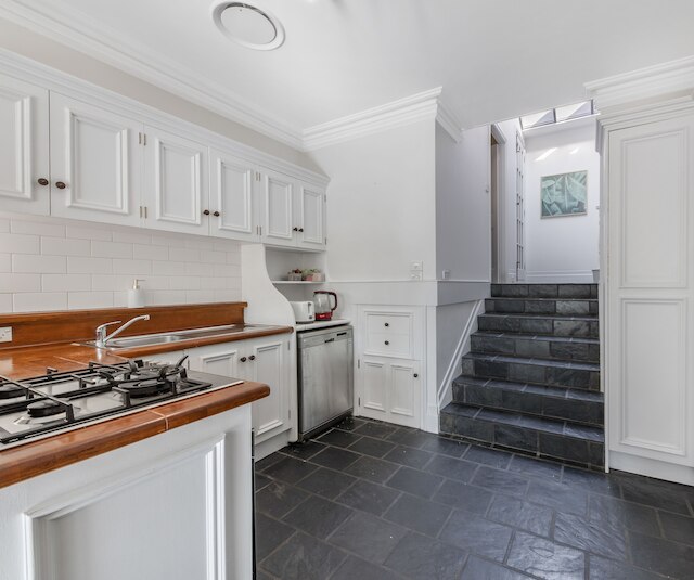 Kozyguru | グリーブ | コージー 2ベッドルーム テラス ハウス