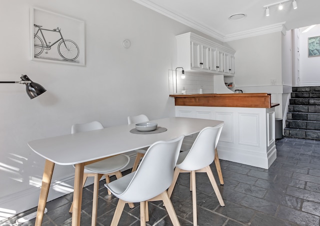 Kozyguru | グリーブ | コージー 2ベッドルーム テラス ハウス