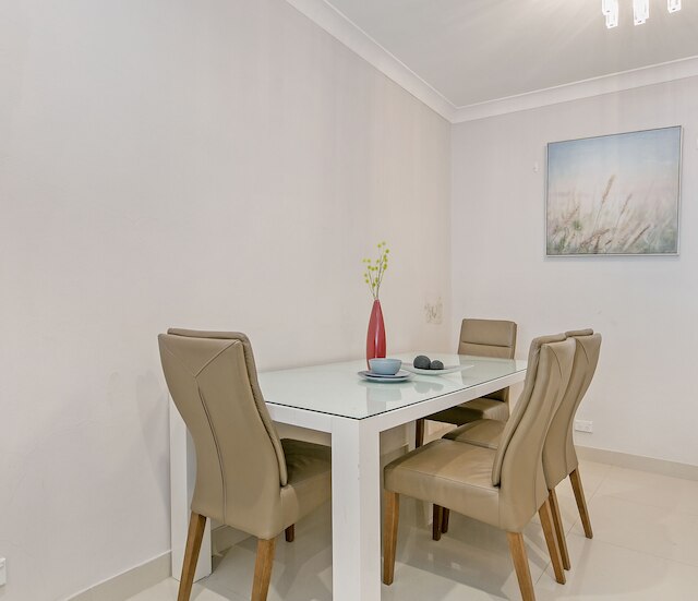 Kozyguru | レイカード | コージー 3ベッド ホーム