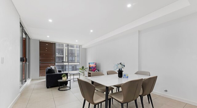 Kozyguru | マスコット | 2ベッド クローズ トゥ トレイン