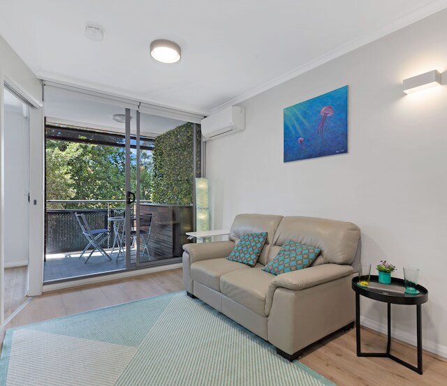 Kozyguru | サリー ヒルズ | プライム ロケーション & パーキング