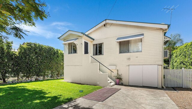 Kozyguru | アルビオン | コンフォータブル 3 ベッドルーム ハウス