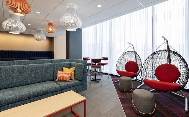 トゥルー by ヒルトン モントリオール センター-ヴィル