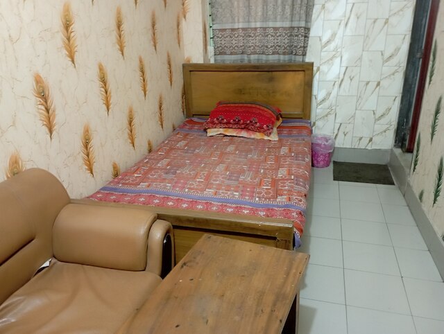 ホテル ニュー ジャトラバリ