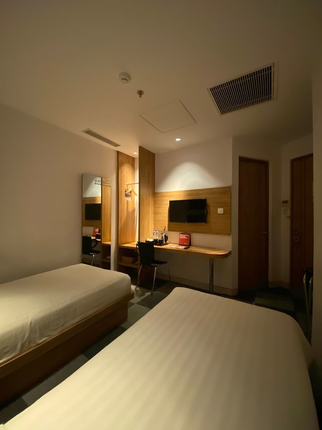 ズーム ホテル ジェムルサスリ