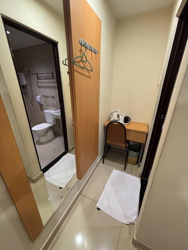 シグネチャー ホテル by イージー ナップ