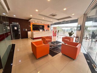 シグネチャー ホテル by イージー ナップ