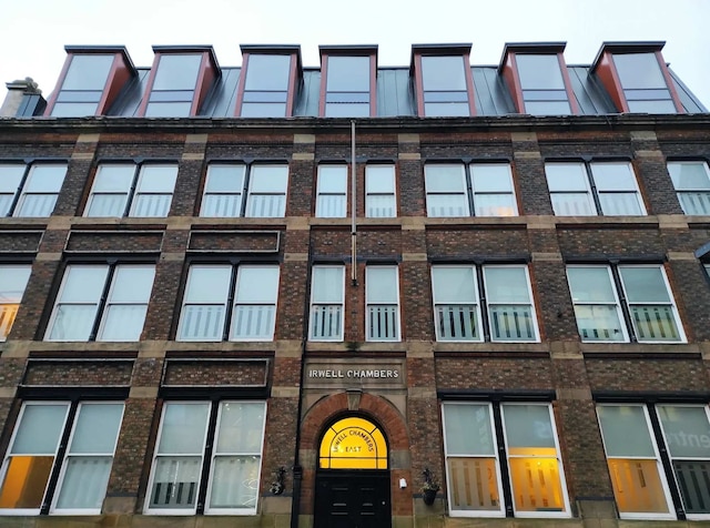 アーウェル イマース ユアセルフ イン リバプール ライフ