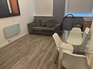 アーウェル チェンバーズ ザ ハート オブ リバプールズ チャーム