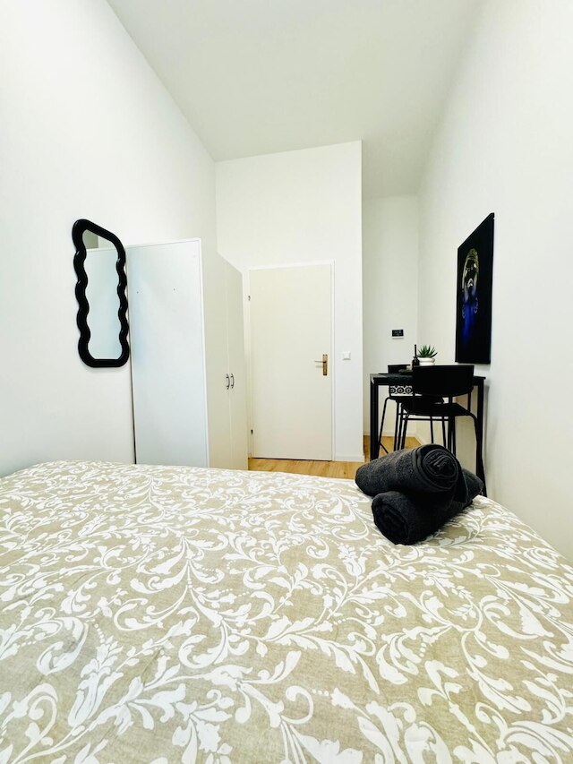 スタイリッシュ 4 ベッドルーム アパートメント ニア ウエストバーンホフ