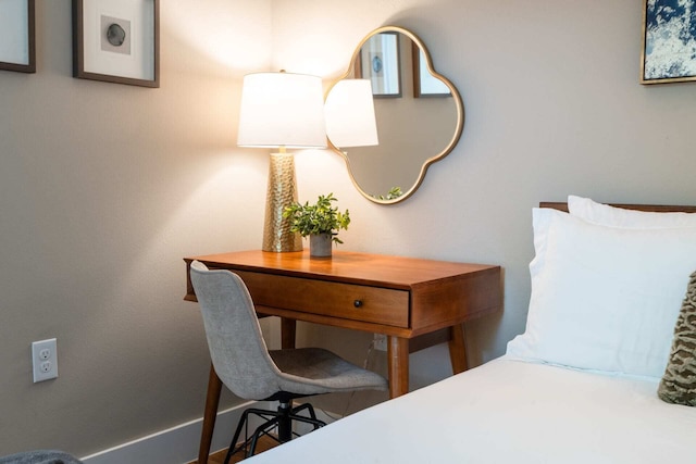 ニューリー ビルト プールサイド ホーム ウィズ バルコニー BBQ