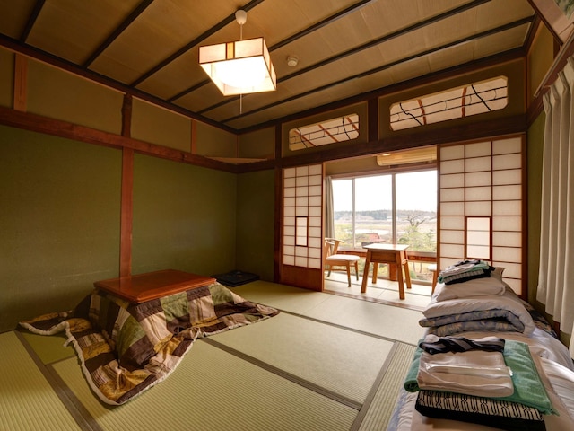 内原鉱泉 湯泉荘