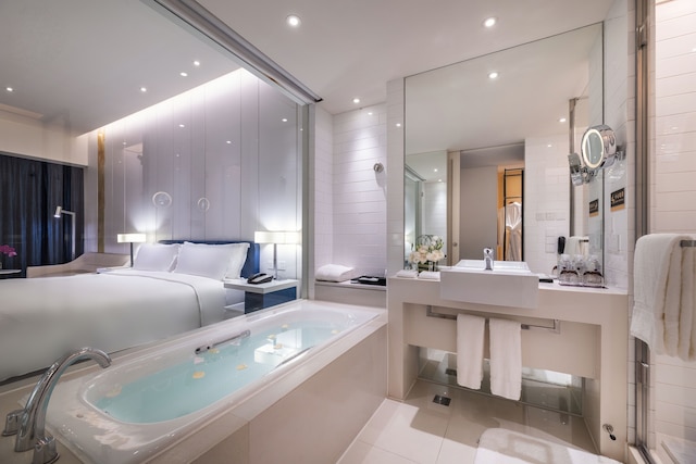 Grand Mercure Shanghai Century Park