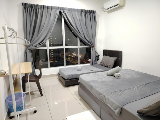 アリフ アベニュー 1103 バイ ナトル