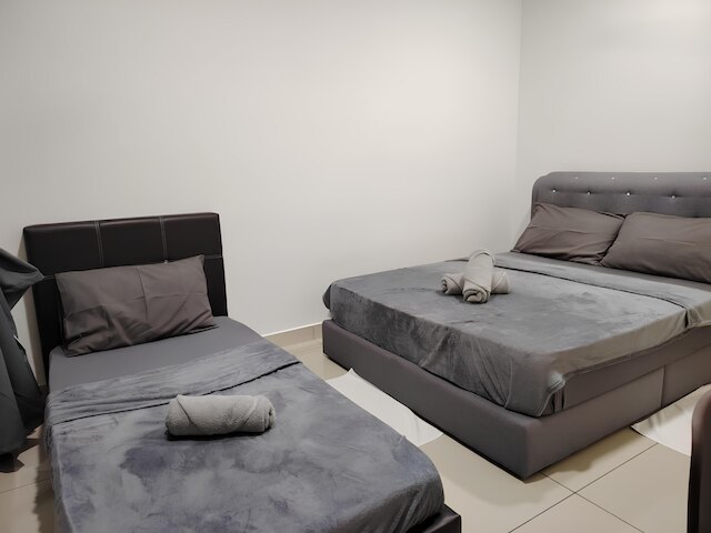 アリフ アベニュー 1103 バイ ナトル