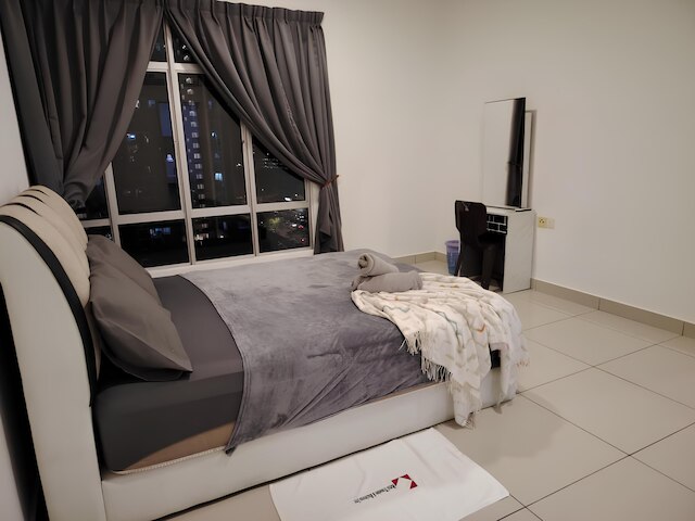 アリフ アベニュー 1103 バイ ナトル