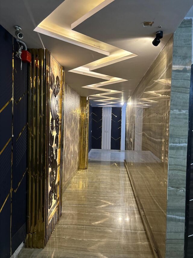 ホテル アカシュ コンチネンタル