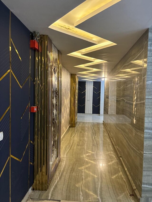 ホテル アカシュ コンチネンタル