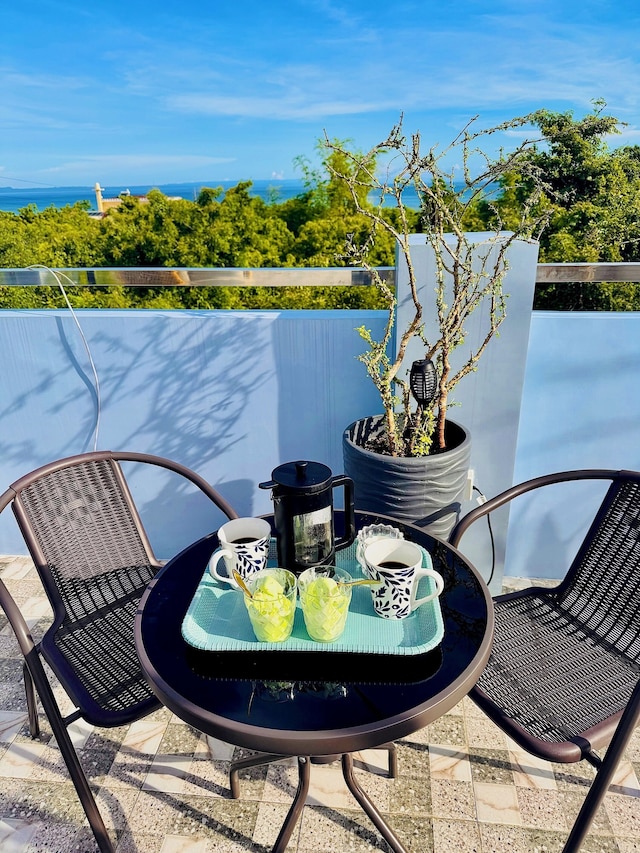 ルーム ユア パーフェクト ハイダウェイ アンコンプロマイズ