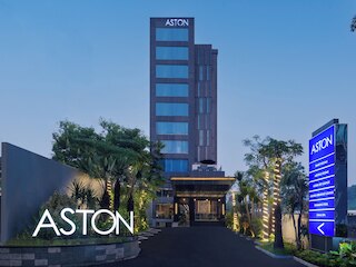 アストン ゲジャヤン ヨグヤカルタ ホテル & カンファレンス センター