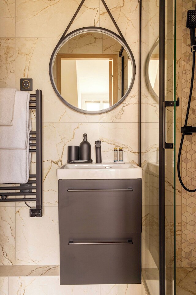 チャーミング スタジオ エアコン - 2P- モントルゲイユ