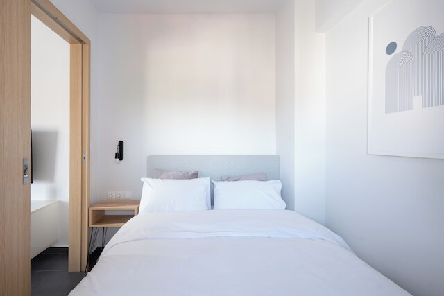 アーバン シティ ペントハウス ウィズ ラージ テラス