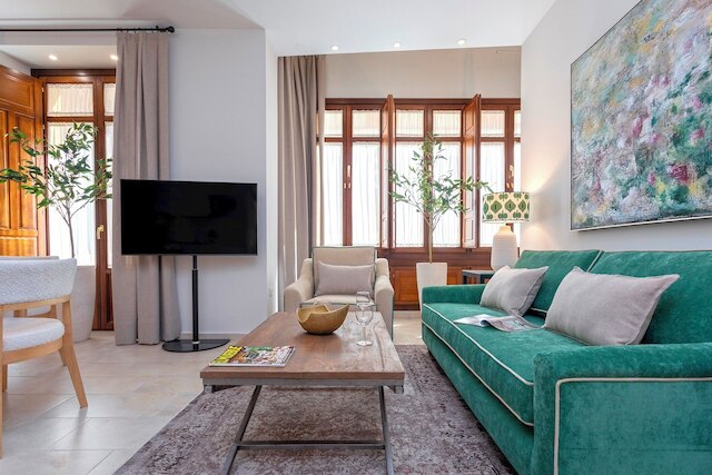 ユニーク アパートメント ウィズ バルコニー コルドバ テンプロ ロマノ