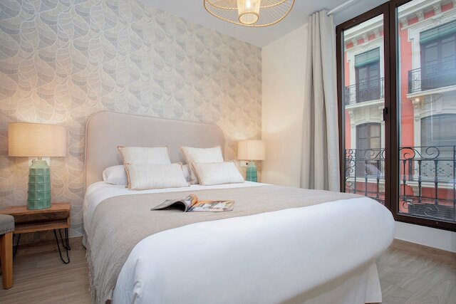 ソフィスティケイテッド ハウス ウィズ テラス. プラザ デル レアレホ