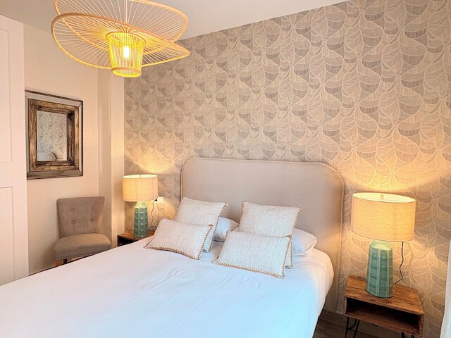 ソフィスティケイテッド ハウス ウィズ テラス. プラザ デル レアレホ