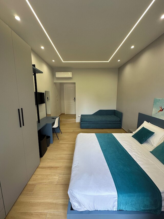 アストリア ナポリ チェントラーレ