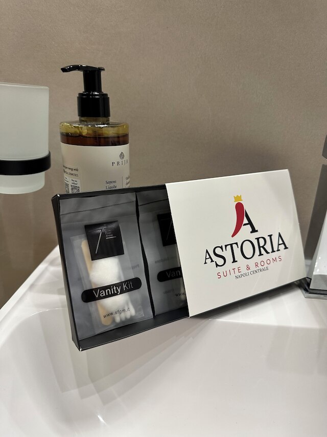 アストリア ナポリ チェントラーレ