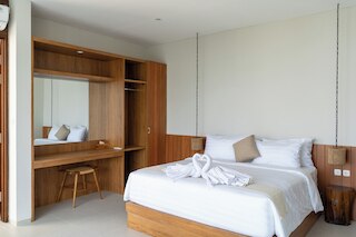 ビバリー ヒル マウンテン ビュー ヴィラ 8ベッドルーム