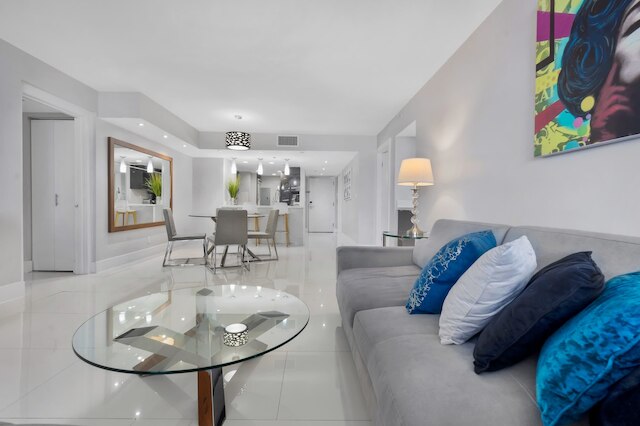 マジェスティック オーバールッキング ザ ベイ