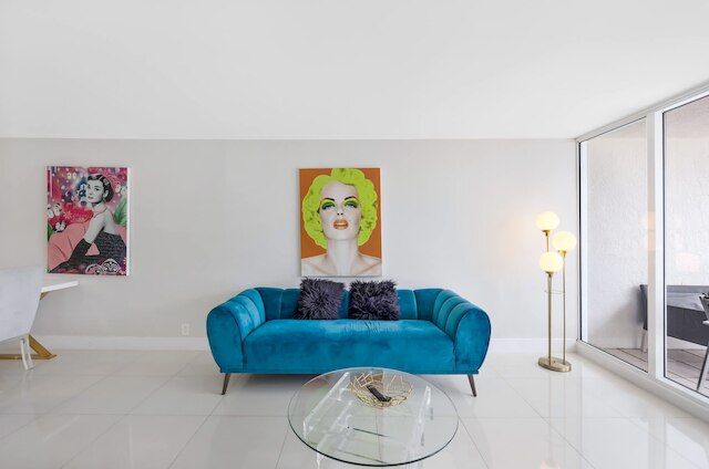 サン スタイル スペース 3ベッドルーム グランド