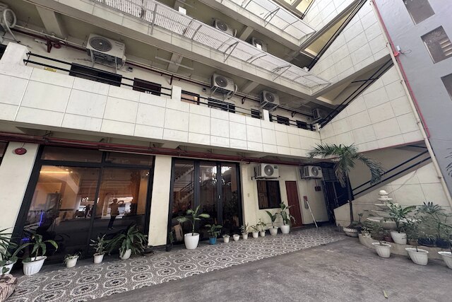 フランカ アーケード ニア ケソンシティ サークル