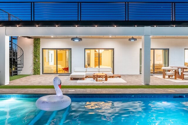 ニュー ザ カーサ プリバーダ エクスペリエンス