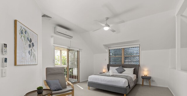 コージーグル | スプリング ヒル | アパートメント