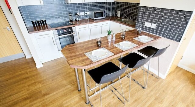 ヒールド コート スチューデント オンリー エンスイート ルーム