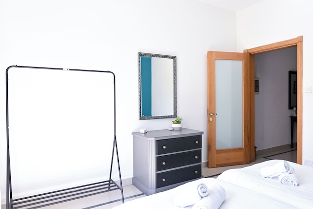 エグザイルズ ベイ - カメンズリ アパート 5