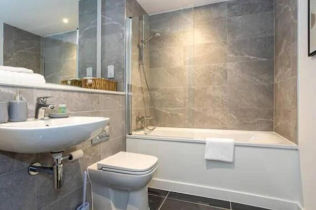 コージー アーバン アパートメント イン サルフォード