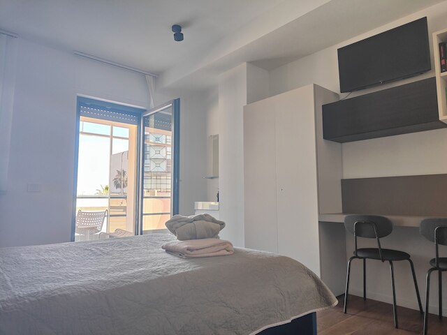 シー&クルーズ サイド アパートメント