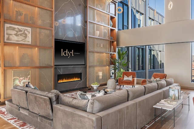 アイディル フェンウェイ