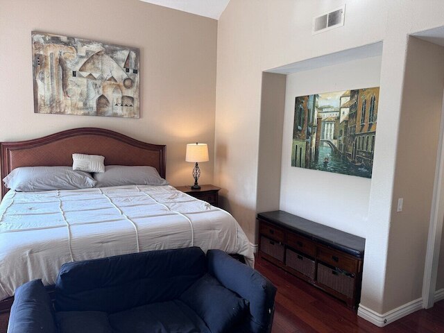 スタジオ イン クワイエット ゲーテッド SFR コミュニティ